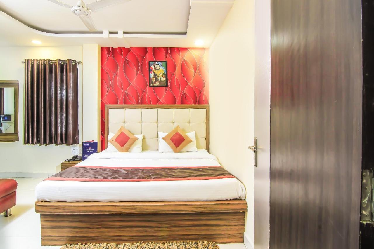 Oyo 8883 Hotel Comfort Zone Lucknow Dış mekan fotoğraf