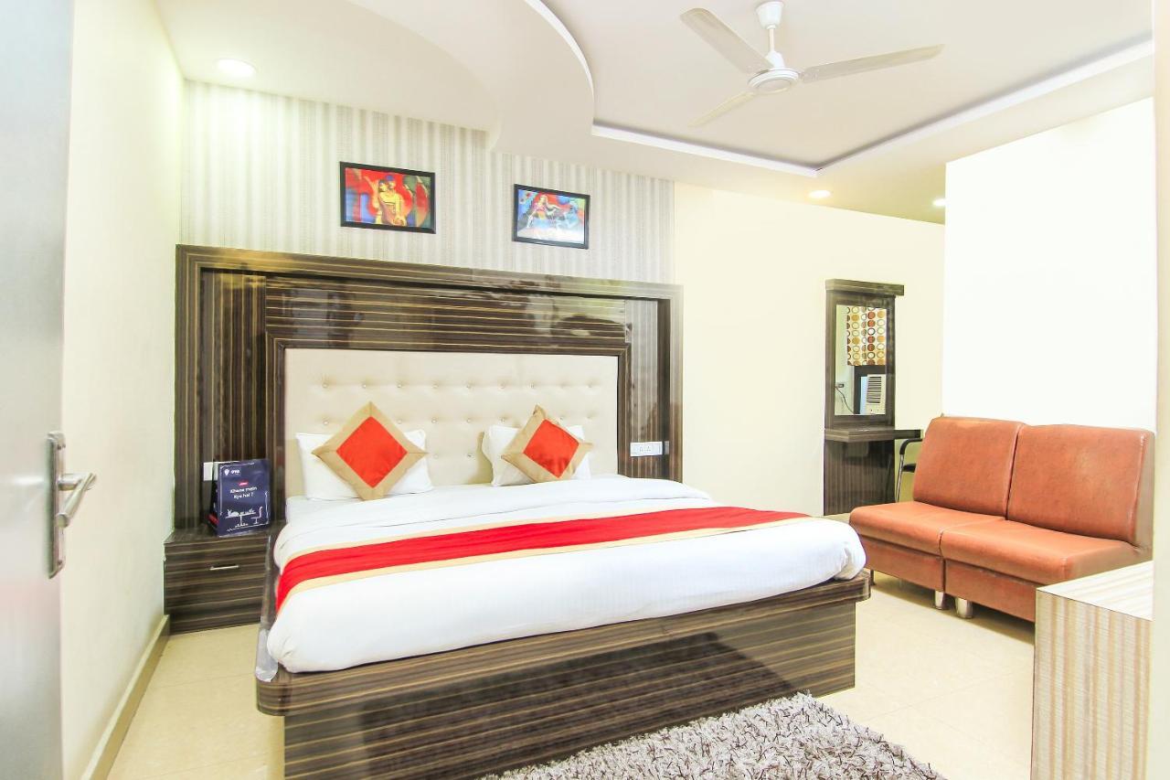 Oyo 8883 Hotel Comfort Zone Lucknow Dış mekan fotoğraf
