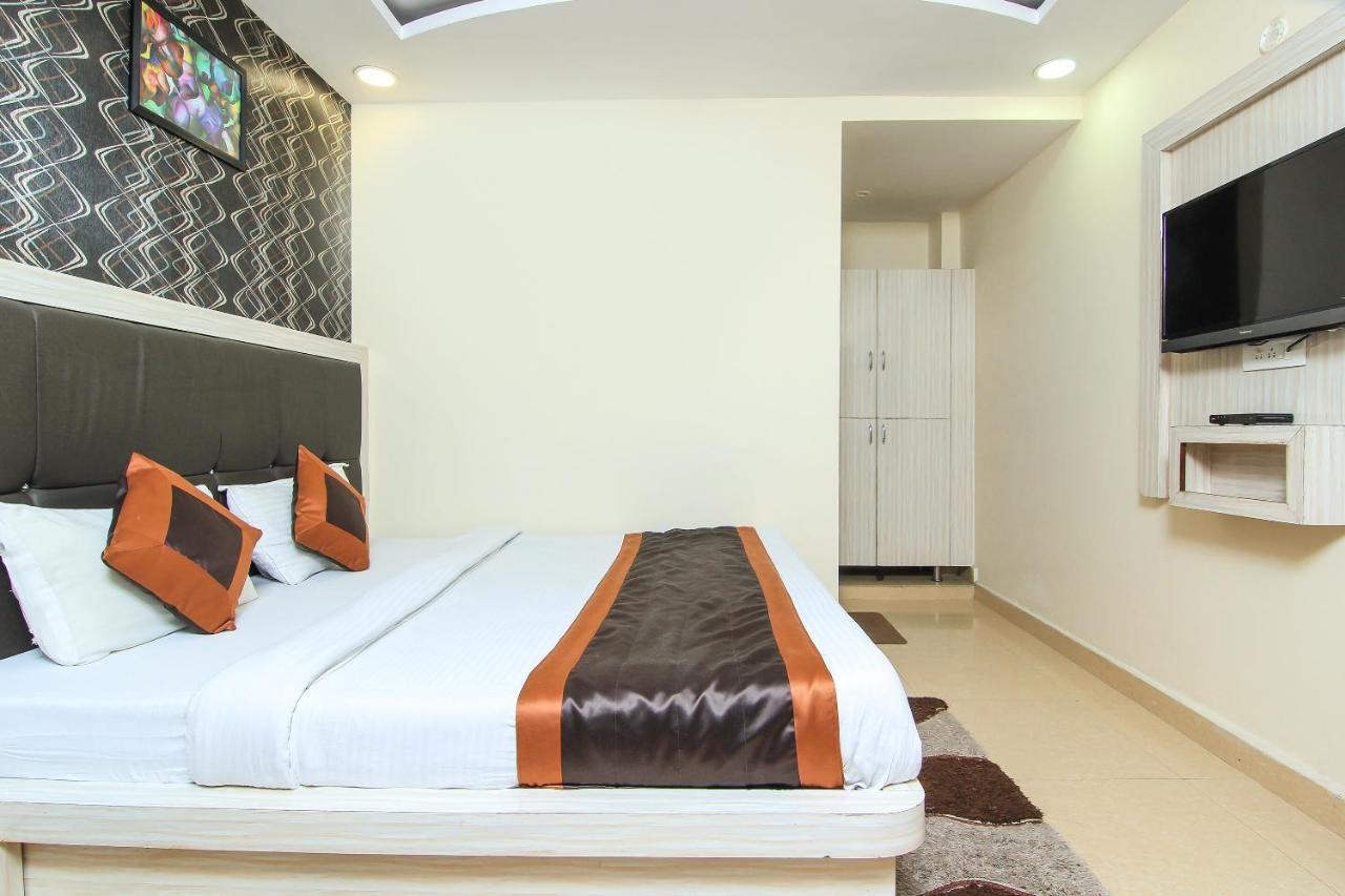 Oyo 8883 Hotel Comfort Zone Lucknow Dış mekan fotoğraf